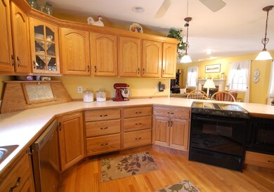 53 Brooks Rd, Templeton, MA 01468 - photo 7