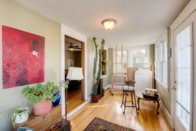 52 Proctor St, Worcester, MA 01606 - photo 3