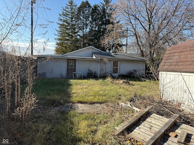 2003 Crystal St, Anderson, IN 46012 - photo 3