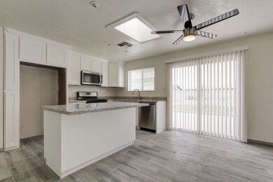006_Kitchen