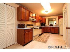 Large kitchen