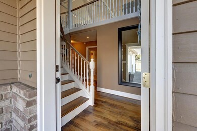 Hilterb interior entrance