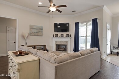 127 Raven Cliff Ln-7