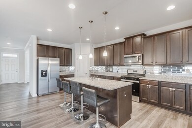 2451 Tree Vista Ct, Bryans Road, MD 20616 - photo 4