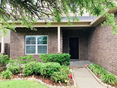 5192 Kendall Cove Ct, Alvin, TX 77511 - photo 3