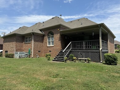 217 Megan Cir, Shelbyville, TN 37160 - photo 5