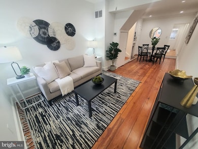 29 E Henrietta St, Baltimore, MD 21230 - photo 2