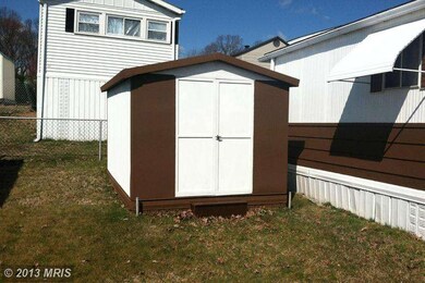 16 Judywood Ln, Essex, MD 21221 - photo 3