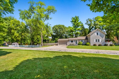 5048 Postlewaite Road-3.jpg-FULL