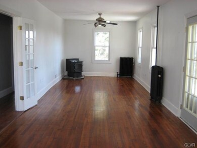 650 S Delaware Dr, Easton, PA 18042 - photo 4