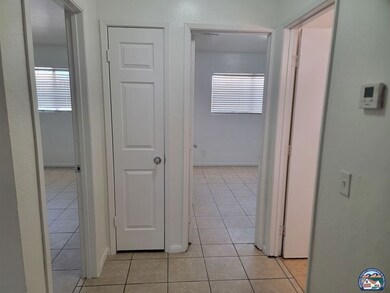 162 W Alamo St, Calipatria, CA 92233 - photo 6