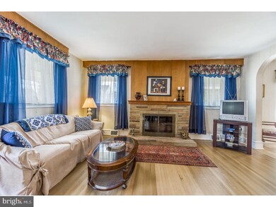 300 Riverview Ave, Drexel Hill, PA 19026 - photo 3