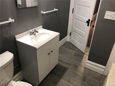 39 Dowell St, Slatington, PA 18080 - photo 5