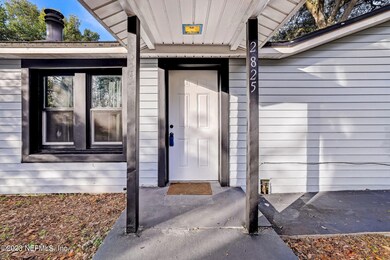 2825 Carleon Rd, Jacksonville, FL 32218 - photo 2