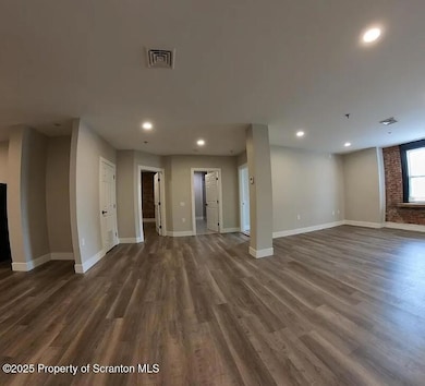 205 N Washington Ave unit 6, Scranton, PA 18503 - photo 2
