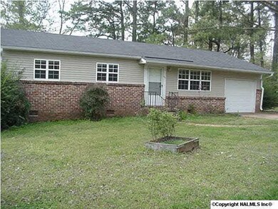 404 Carter Cir, Madison, AL 35758 - photo 2