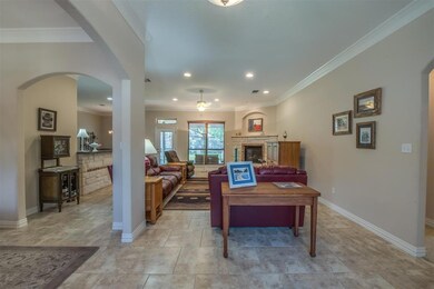 4103 Mojave Dr, Granbury, TX 76049 - photo 6