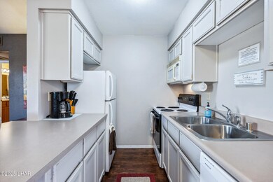 2100 Swanson Ave #208, LHC, AZ-26