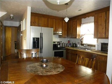 Kitchen - Kitchen with refinished cabinets