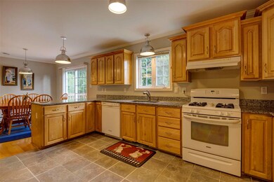 9 Farr Rd, Lebanon, NH 03766 - photo 7