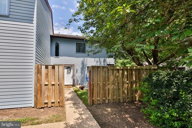 1927 Bellarbor Cir, Crofton, MD 21114 - photo 3