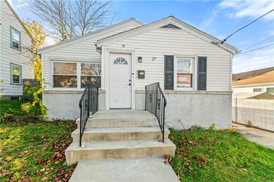 46 Netherlands Ave, Cranston, RI 02905 - photo 3