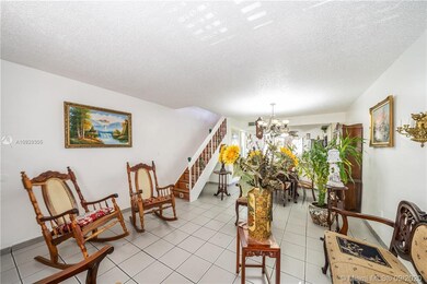 Living And Dinning Room