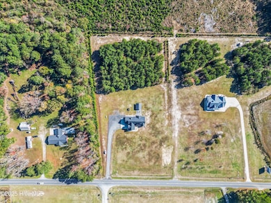 3713 N Carolina 11, Wallace, NC 28466 - photo 2