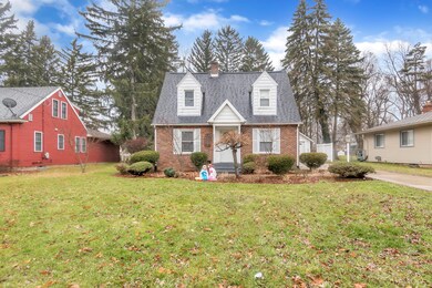 733 Bretton rd Lansing mi 48917-3
