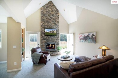 6736 Dufort Rd, Sagle, ID 83860 - photo 4