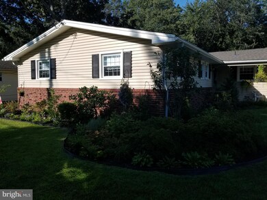 601 Whitman Dr, Blackwood, NJ 08012 - photo 4