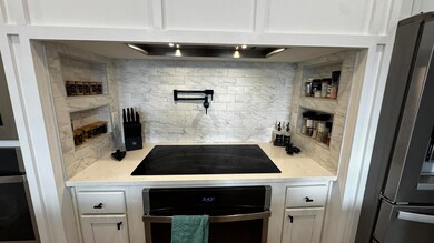 Induction cooktop