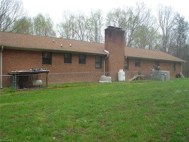 5524 Groometown Rd, Greensboro, NC 27407 - photo 2