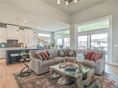 16724 Hayes St, Overland Park, KS 66085 - photo 7