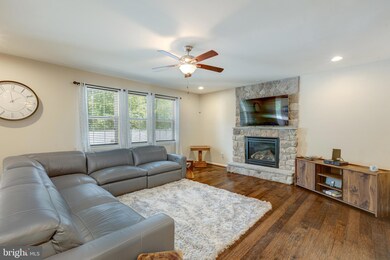 32 Iris Ln, Stafford, VA 22554 - photo 5