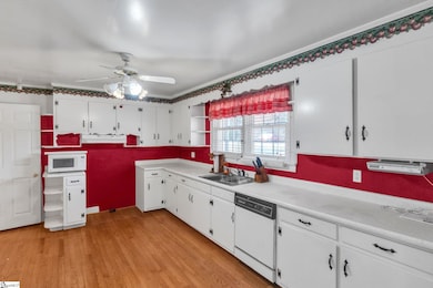 2417 E Tyger Bridge Rd, Greer, SC 29651 - photo 6