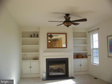 641 Shannon Dr N, Greencastle, PA 17225 - photo 6