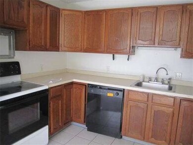 45 Cottage St unit 1, Lynn, MA 01905 - photo 2