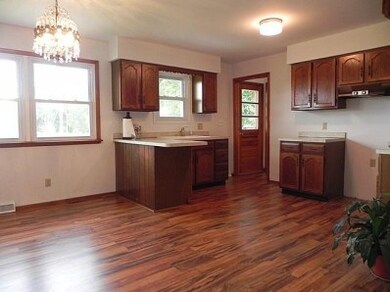 8521 E 101st Ave, Crown Point, IN 46307 - photo 3