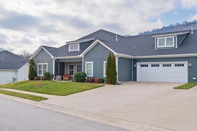 11 - 3482 Travertine Lane - Exterior
