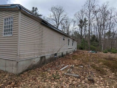 453 Royalston Rd, Fitzwilliam, NH 03447 - photo 3