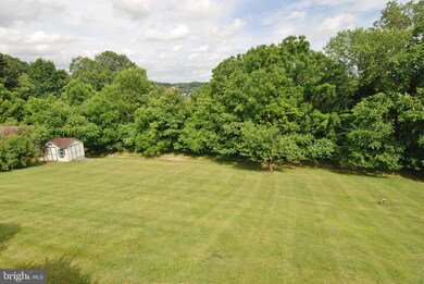 3365 Stuart Ct, Adamstown, MD 21710 - photo 2