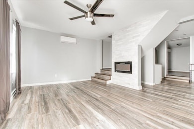 04-252 Pershing Ave-004
