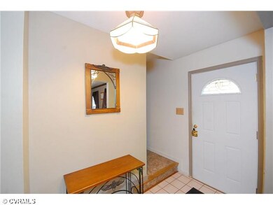 Exterior Front - Foyer