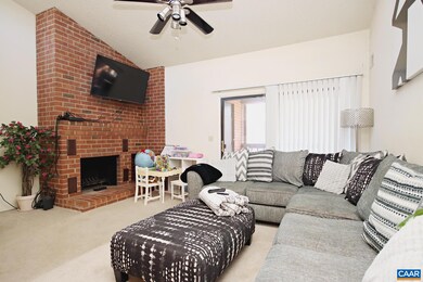 103 Turtle Creek Rd unit 9, Charlottesville, VA 22901 - photo 2