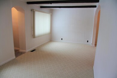 Living Room V (2)