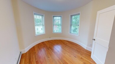 672 Washington St unit 5, Brookline, MA 02446 - photo 6