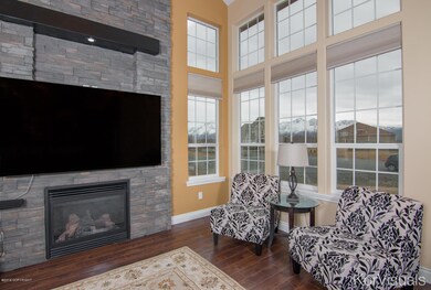 5125 Blackstone-18