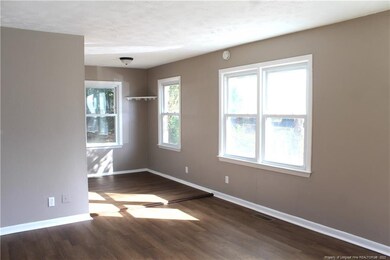 5328 Williamsburgh Dr, Fayetteville, NC 28304 - photo 4