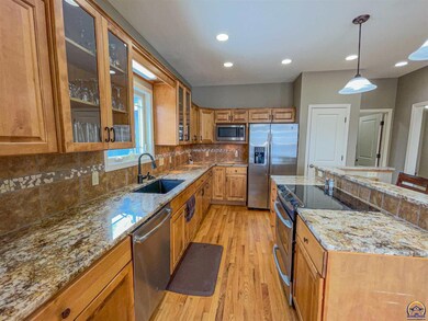 7641 SW 28th Terrace, Topeka, KS 66614 - photo 4